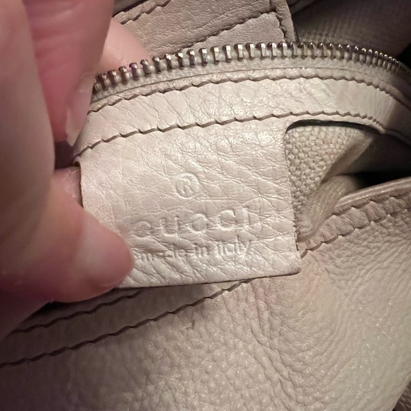Gucci Off White Heritage Medium Hobo Bag - Picture 12 of 16